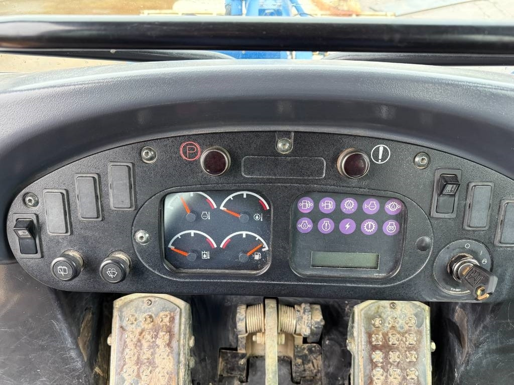 CAT 963 C - מעמיס זוחל: תמונה 5 CAT 963 C - מעמיס זוחל: תמונה 5
