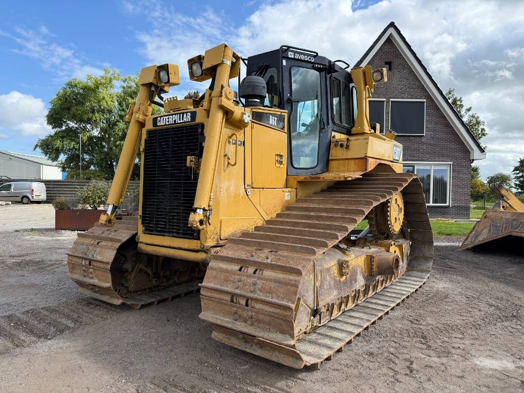 CAT D 6 T LGP - דחפור: תמונה 2 CAT D 6 T LGP - דחפור: תמונה 2