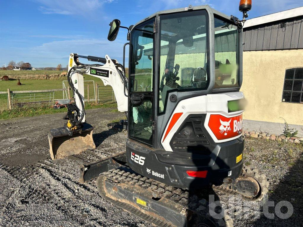 Bobcat E26 - 4 Redskap - 1590h - מחפר סורק: תמונה 5 Bobcat E26 - 4 Redskap - 1590h - מחפר סורק: תמונה 5
