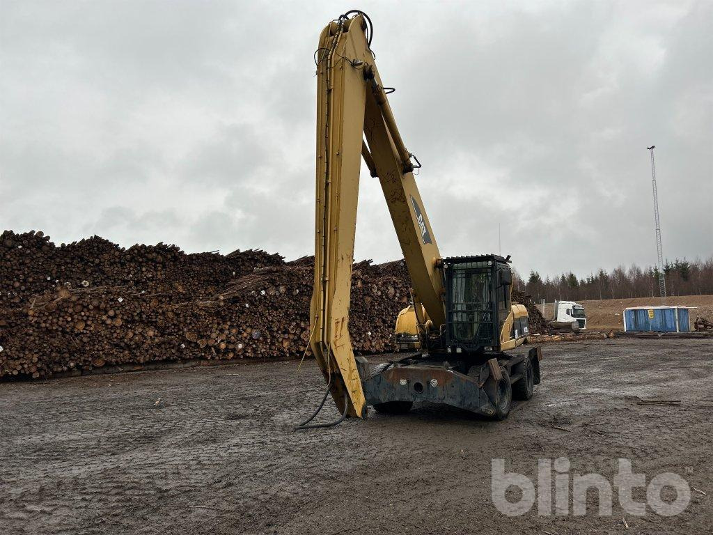 CAT M322C MH - מטפל בפסולת/ תעשייתי: תמונה 2 CAT M322C MH - מטפל בפסולת/ תעשייתי: תמונה 2