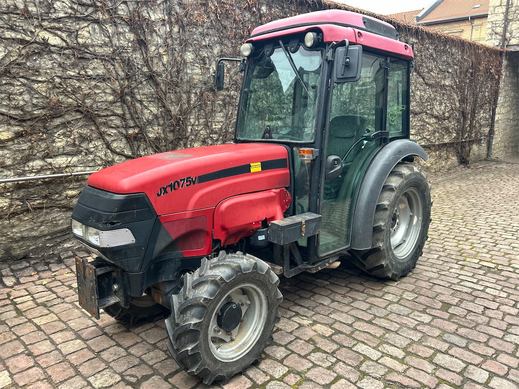 Case IH JX 1075 V (2007) - טרקטור חקלאי: תמונה 1 Case IH JX 1075 V (2007) - טרקטור חקלאי: תמונה 1