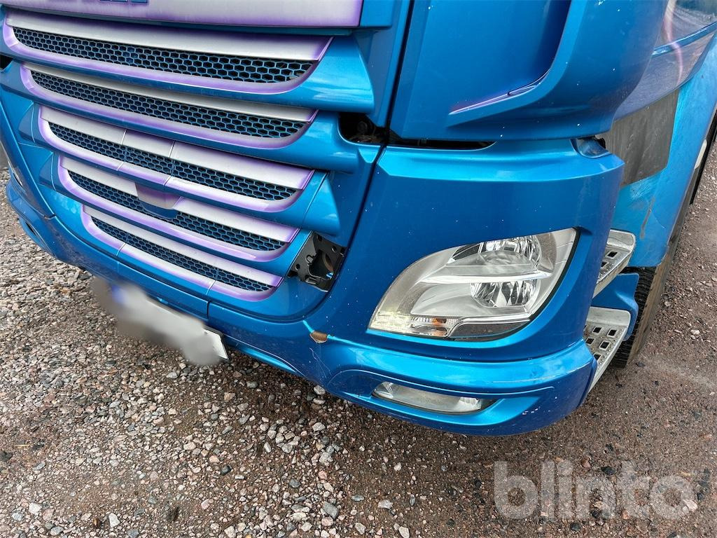 משאית עם שלדת תא DAF: תמונה 15 משאית עם שלדת תא DAF: תמונה 15