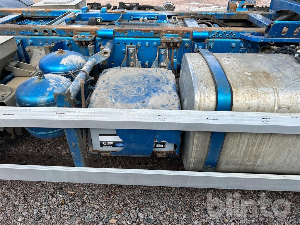 משאית עם שלדת תא DAF: תמונה 41 משאית עם שלדת תא DAF: תמונה 41