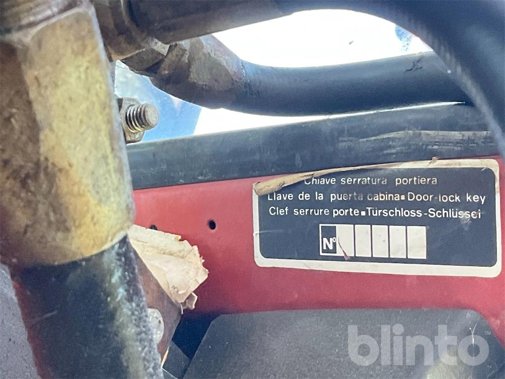 טרקטור חקלאי FIAT 1880 DT: תמונה 49