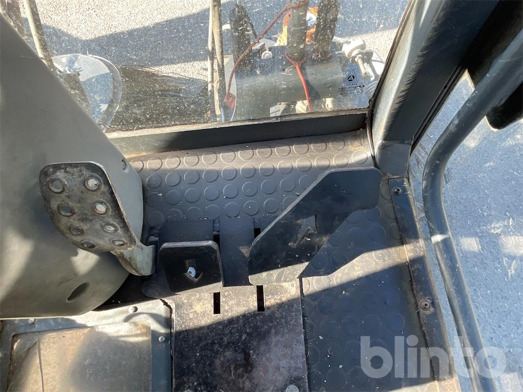 מטאטא כבישים HAKO Citymaster 1200: תמונה 27