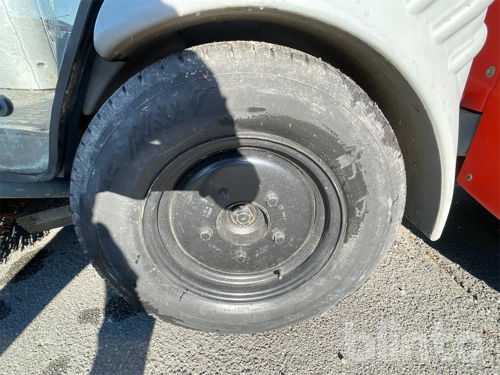 מטאטא כבישים HAKO Citymaster 1200: תמונה 17