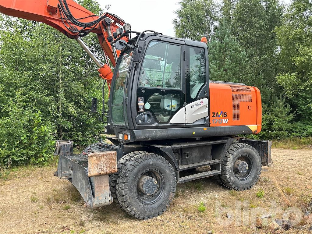 Hitachi ZX 170W-5 - מחפר גלגלים: תמונה 3 Hitachi ZX 170W-5 - מחפר גלגלים: תמונה 3