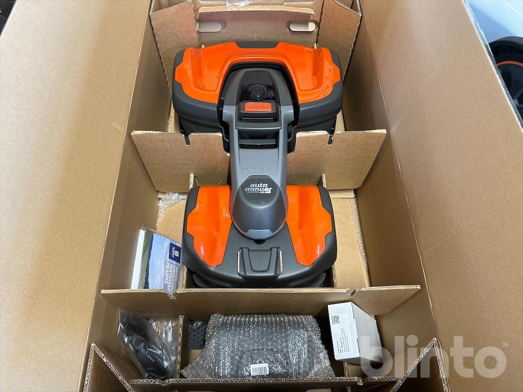 Husqvarna Automower - מכסחת גינה: תמונה 1 Husqvarna Automower - מכסחת גינה: תמונה 1