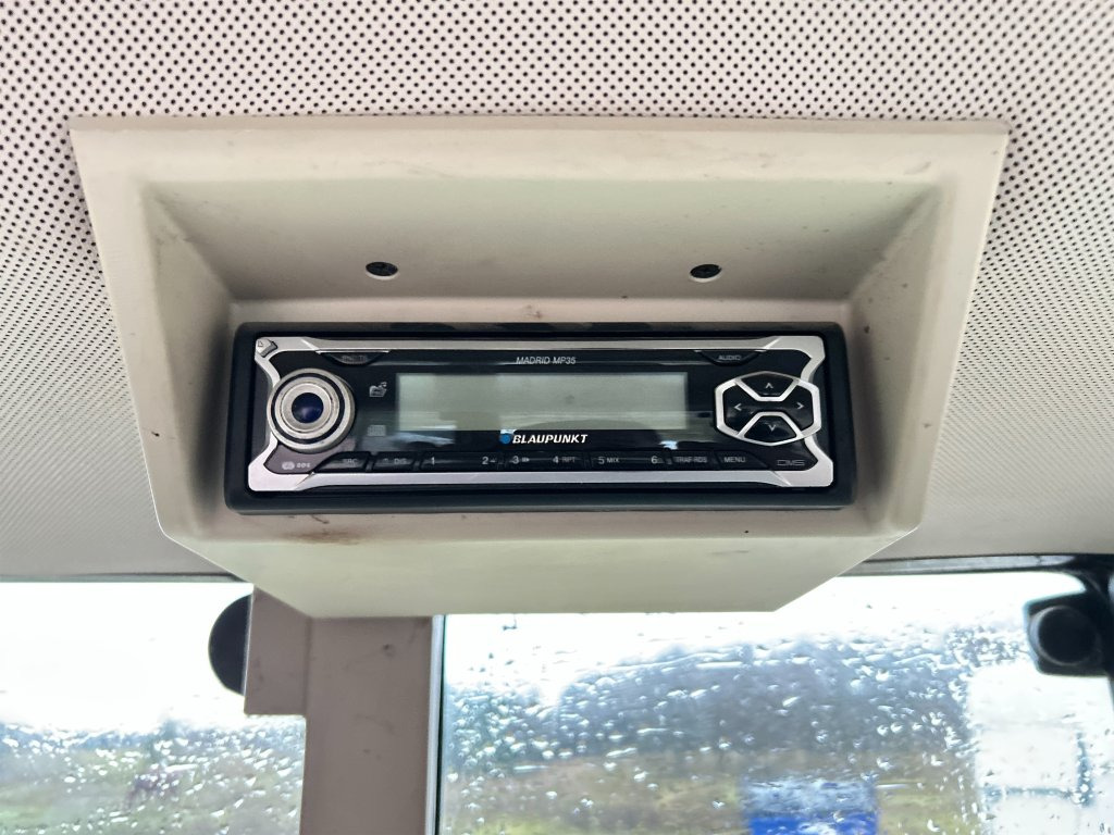 טרקטור חקלאי JOHN DEERE 6320E: תמונה 45 טרקטור חקלאי JOHN DEERE 6320E: תמונה 45