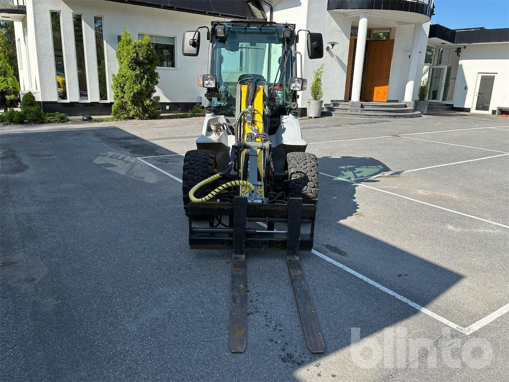 Kramer 5040 - מעמיס גלגלים: תמונה 2 Kramer 5040 - מעמיס גלגלים: תמונה 2
