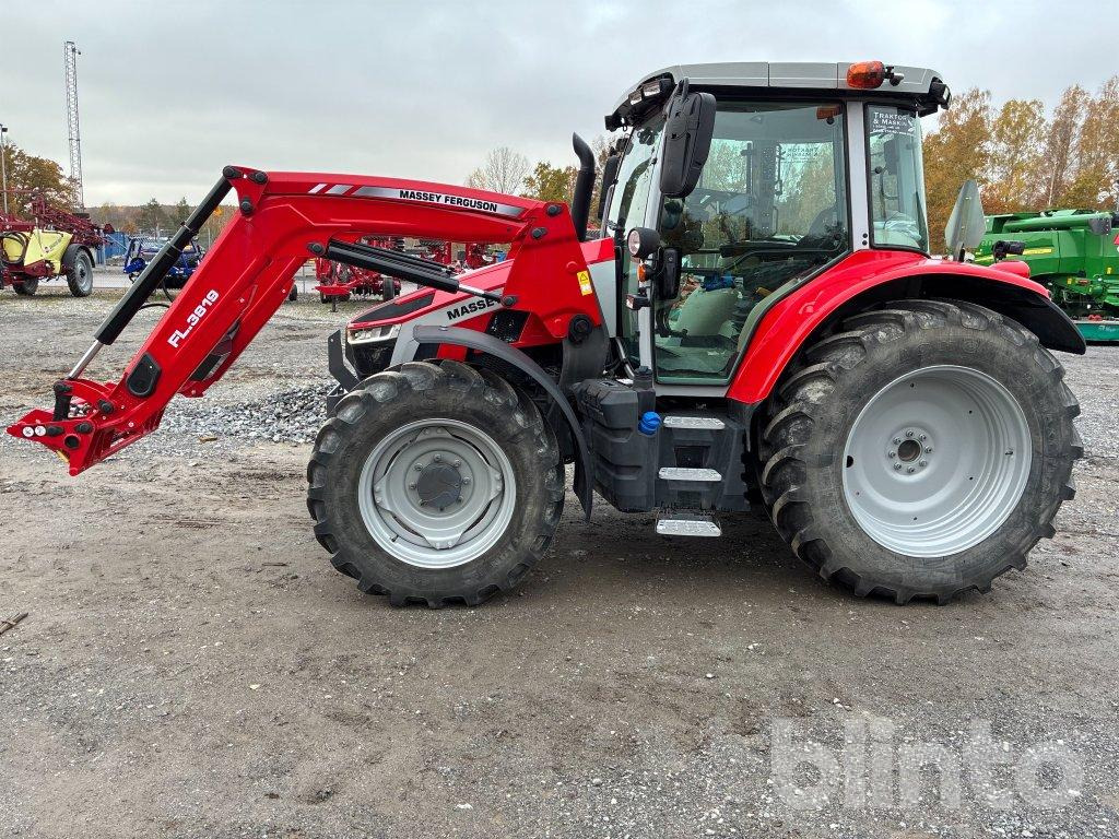 MASSEY FERGUSON - טרקטור חקלאי: תמונה 1 MASSEY FERGUSON - טרקטור חקלאי: תמונה 1