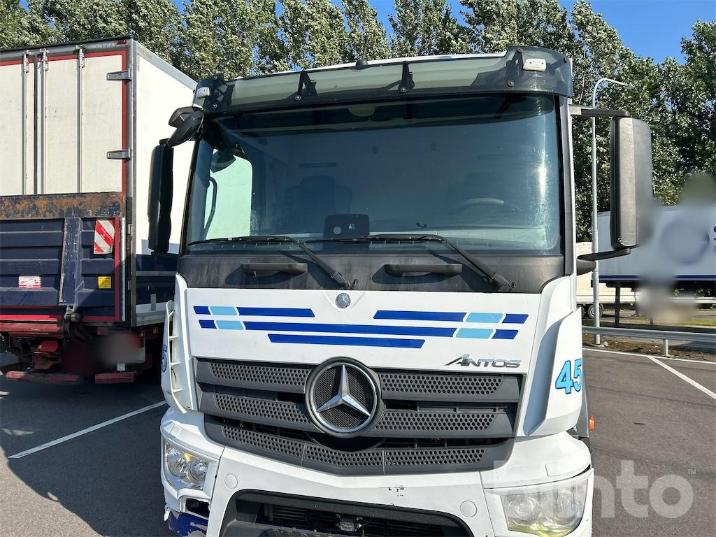 MERCEDES-BENZ - מכונות אחרות: תמונה 3 MERCEDES-BENZ - מכונות אחרות: תמונה 3