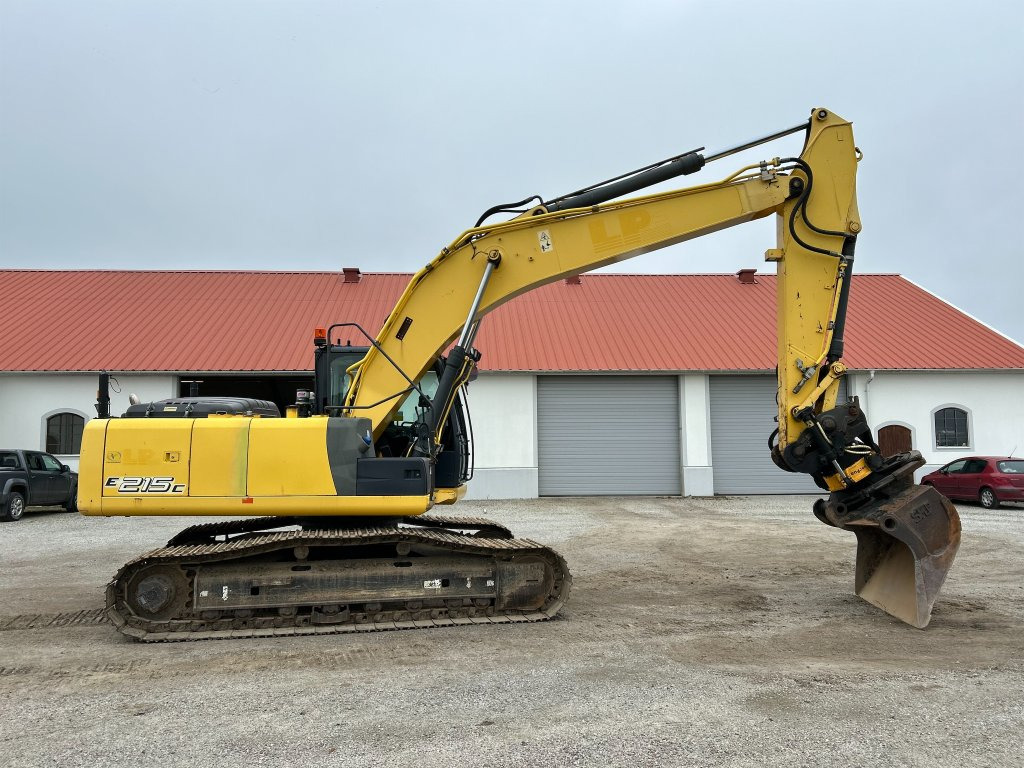 New Holland Kobelco E215C - מחפר סורק: תמונה 5 New Holland Kobelco E215C - מחפר סורק: תמונה 5