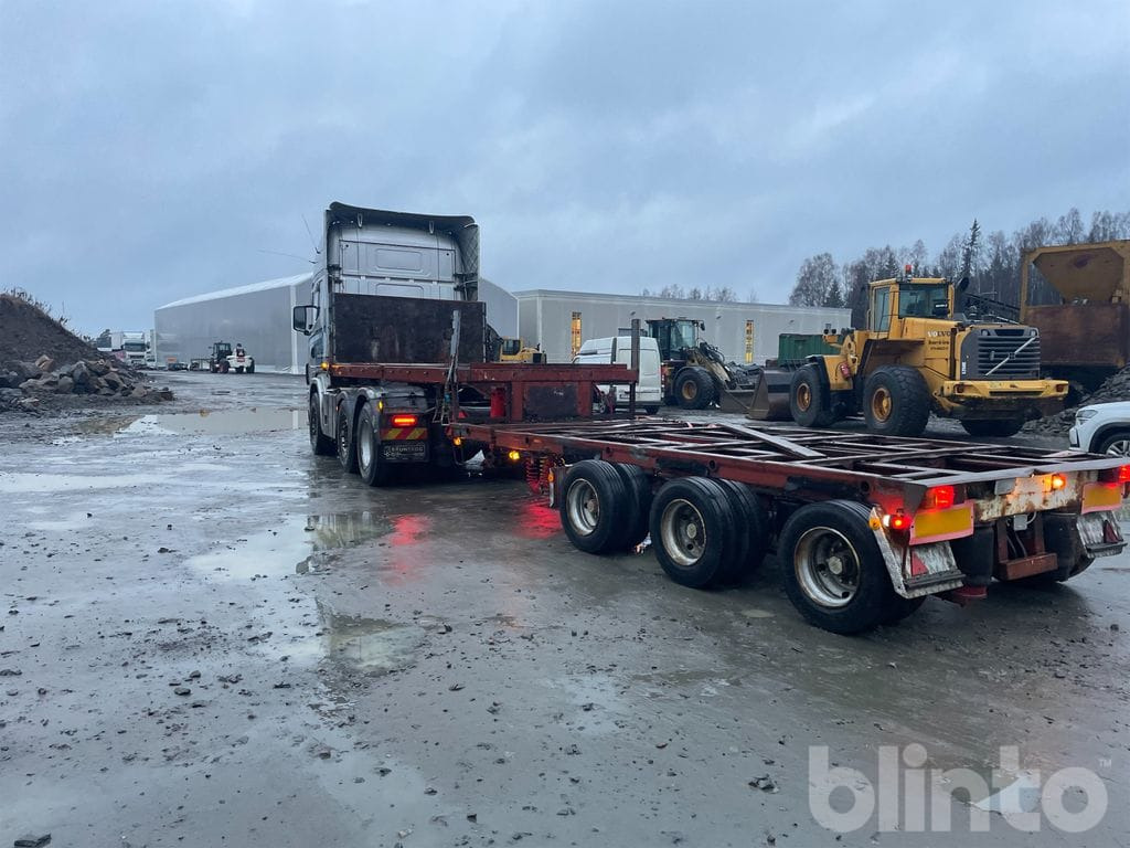 SCANIA R124LA6X2/4 NA med trailer - יחידת טרקטור, סמיטריילר צד נופל/ שטוח: תמונה 4 SCANIA R124LA6X2/4 NA med trailer - יחידת טרקטור, סמיטריילר צד נופל/ שטוח: תמונה 4