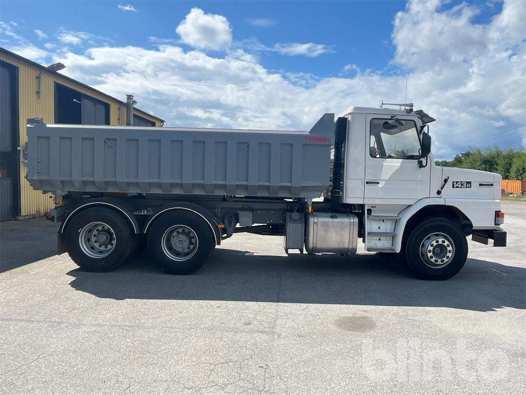 SCANIA T143 HL6X2L400422 - משאית: תמונה 4 SCANIA T143 HL6X2L400422 - משאית: תמונה 4