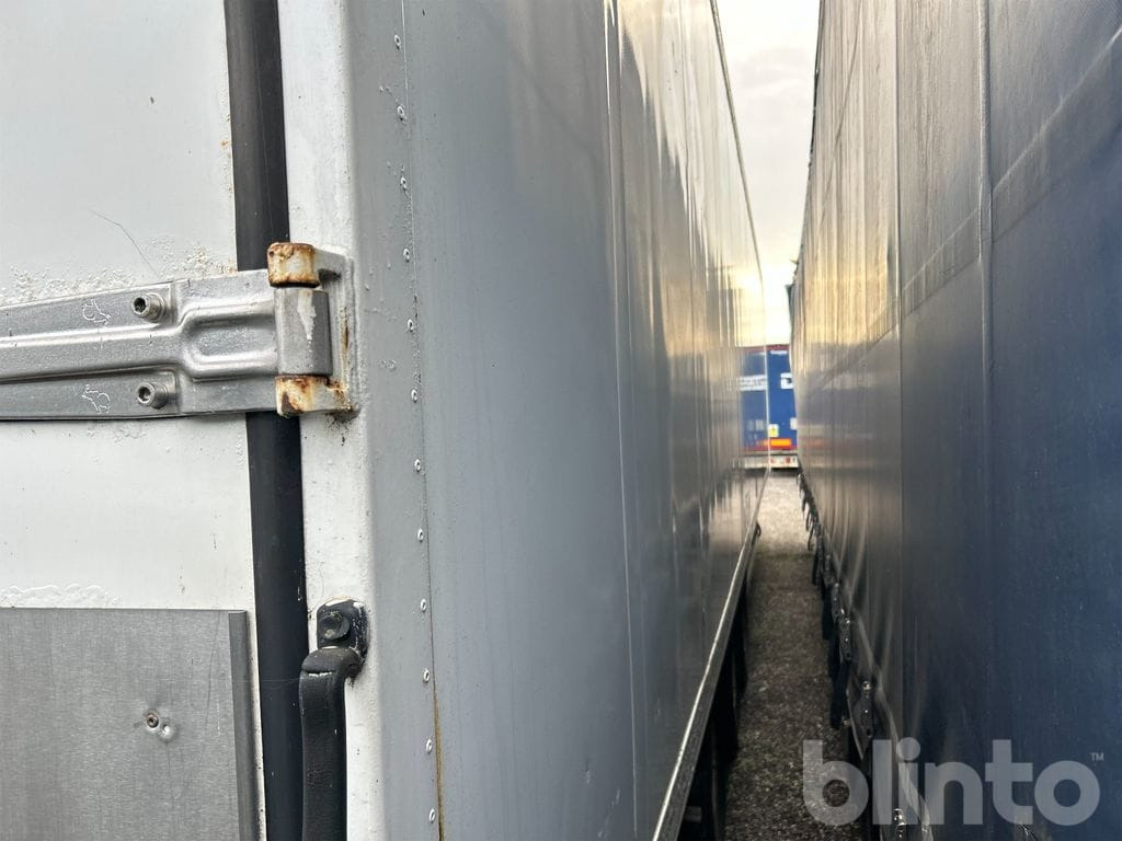 SCHMITZ SKO 24 - קרון נגרר איזותרמי: תמונה 4 SCHMITZ SKO 24 - קרון נגרר איזותרמי: תמונה 4