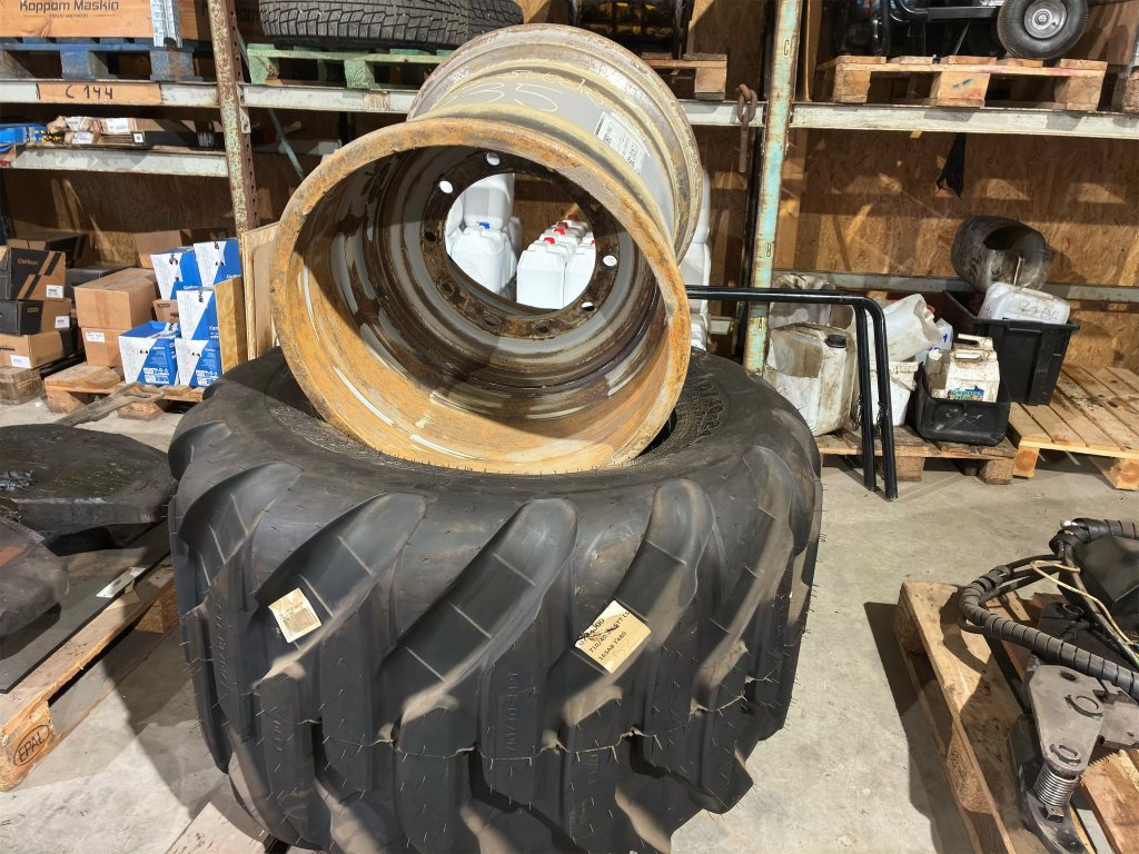 Trelleborg 710/40-24.5 - צמיג עבור ציוד יער: תמונה 2 Trelleborg 710/40-24.5 - צמיג עבור ציוד יער: תמונה 2