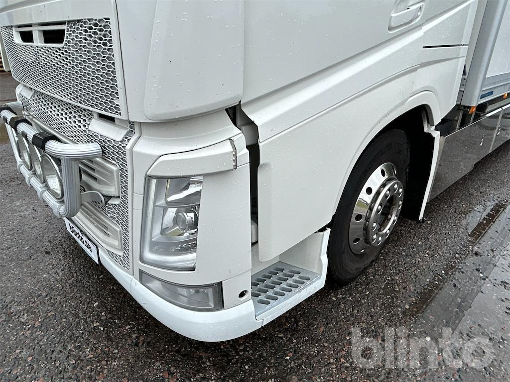משאית תיבה VOLVO FH 4*2: תמונה 47