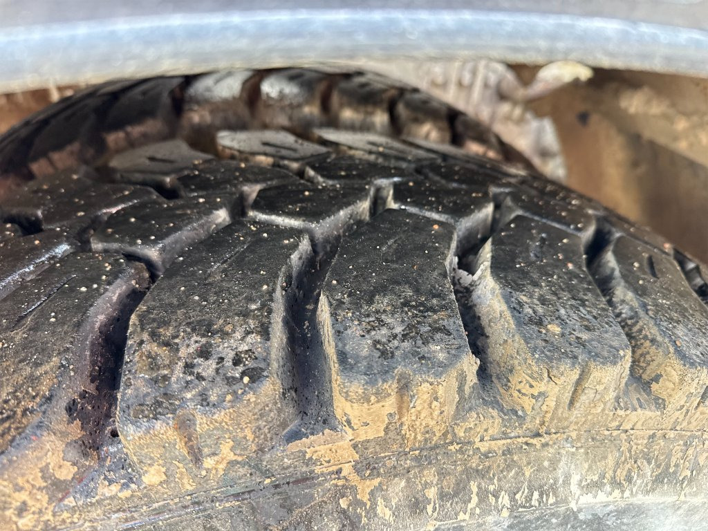 משאית עץ VOLVO FH12 6X4: תמונה 41