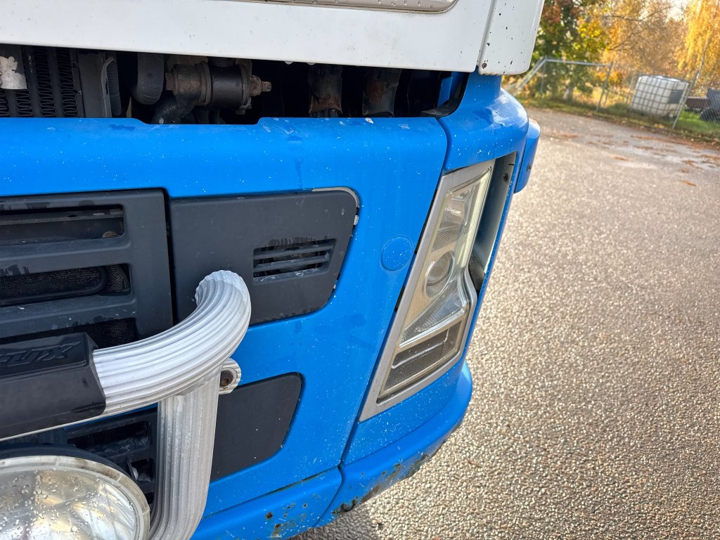 משאית עץ VOLVO FH12 6X4: תמונה 17