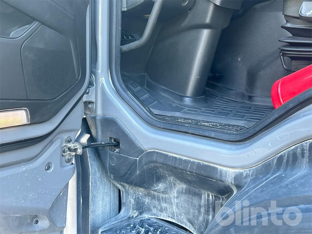 מזהיר VOLVO FM 540: תמונה 40