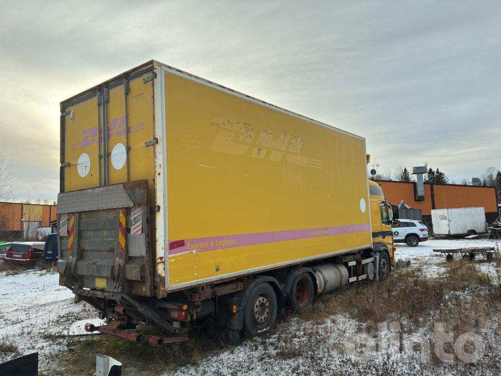 VOLVO FM9 6X2 - מכונות אחרות: תמונה 5 VOLVO FM9 6X2 - מכונות אחרות: תמונה 5