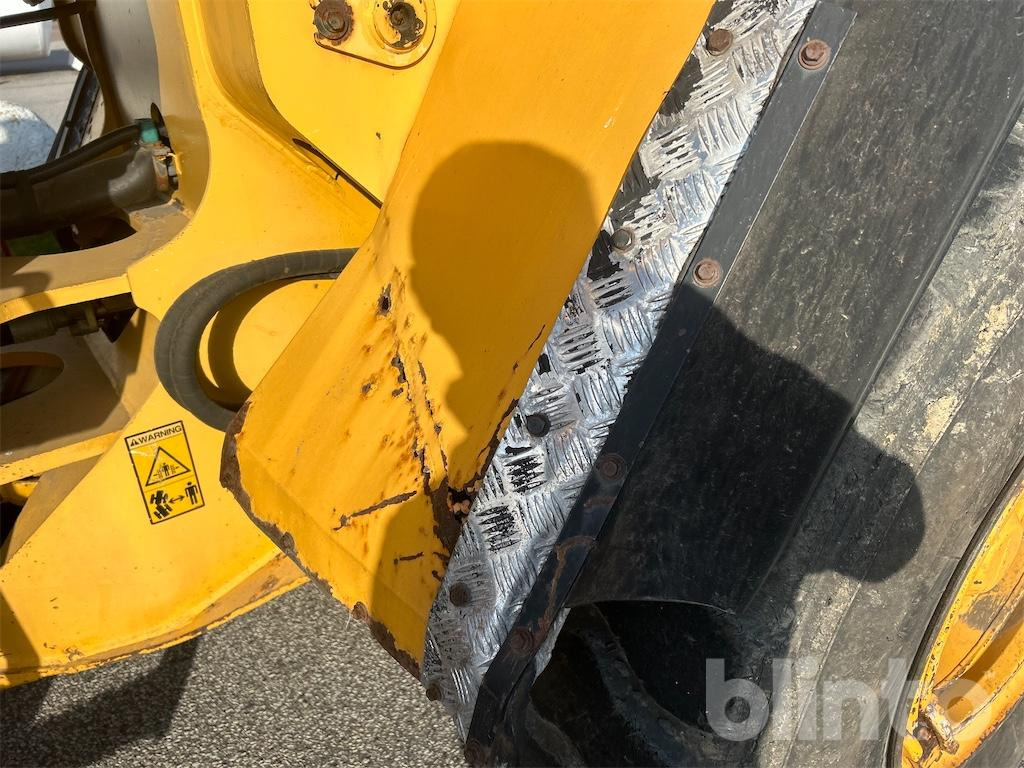 מעמיס גלגלים VOLVO L90D: תמונה 32 מעמיס גלגלים VOLVO L90D: תמונה 32