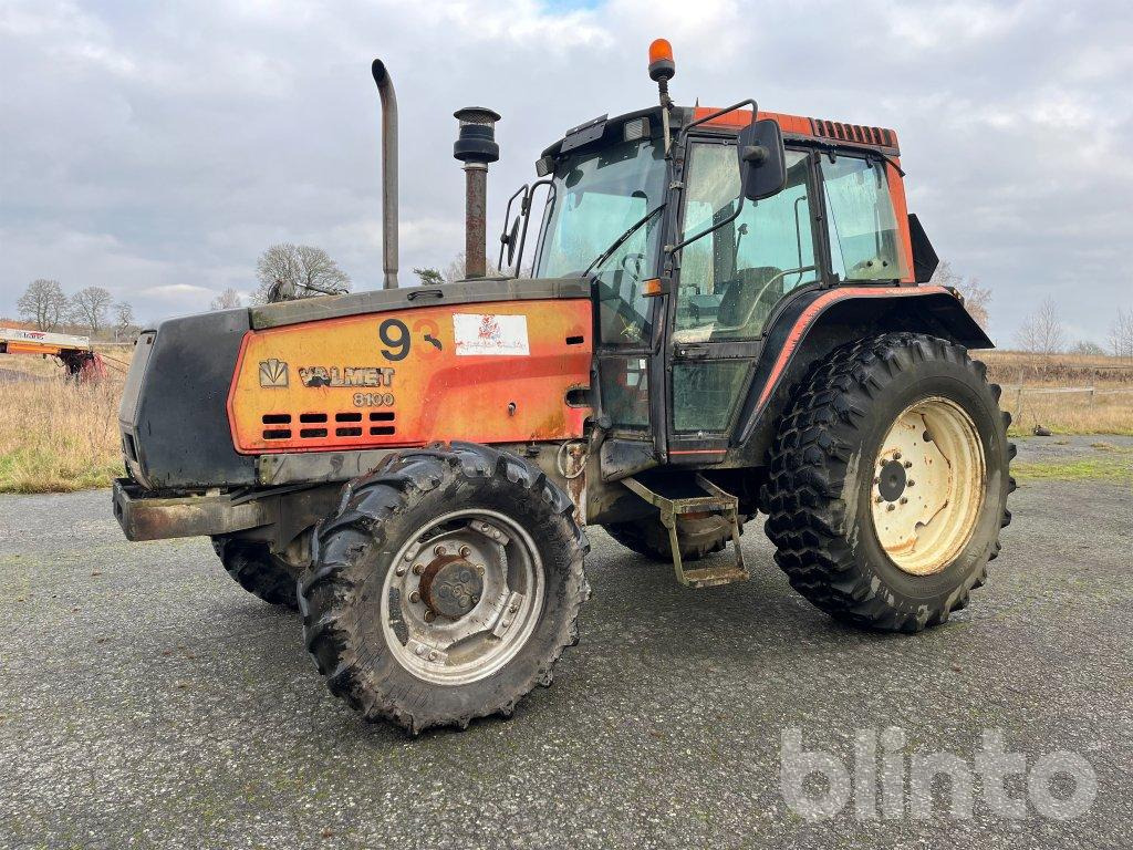 Valmet 8100 - טרקטור חקלאי: תמונה 1 Valmet 8100 - טרקטור חקלאי: תמונה 1