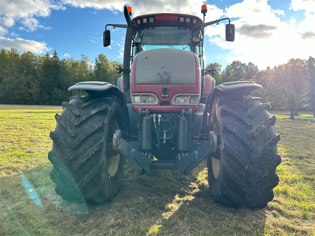 Valtra S260-4 med frontlyft - טרקטור חקלאי: תמונה 3 Valtra S260-4 med frontlyft - טרקטור חקלאי: תמונה 3