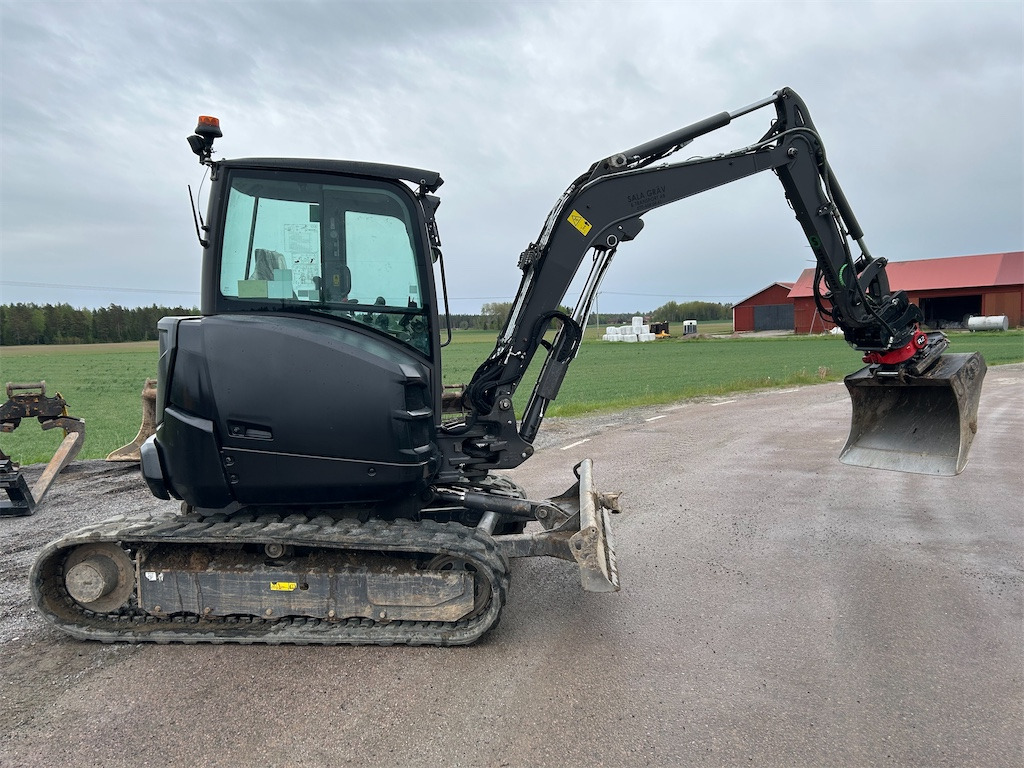 Volvo ECR50D - מחפר סורק: תמונה 2 Volvo ECR50D - מחפר סורק: תמונה 2