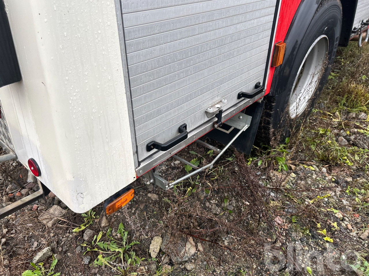 משאית אש Volvo F7 4X2: תמונה 28