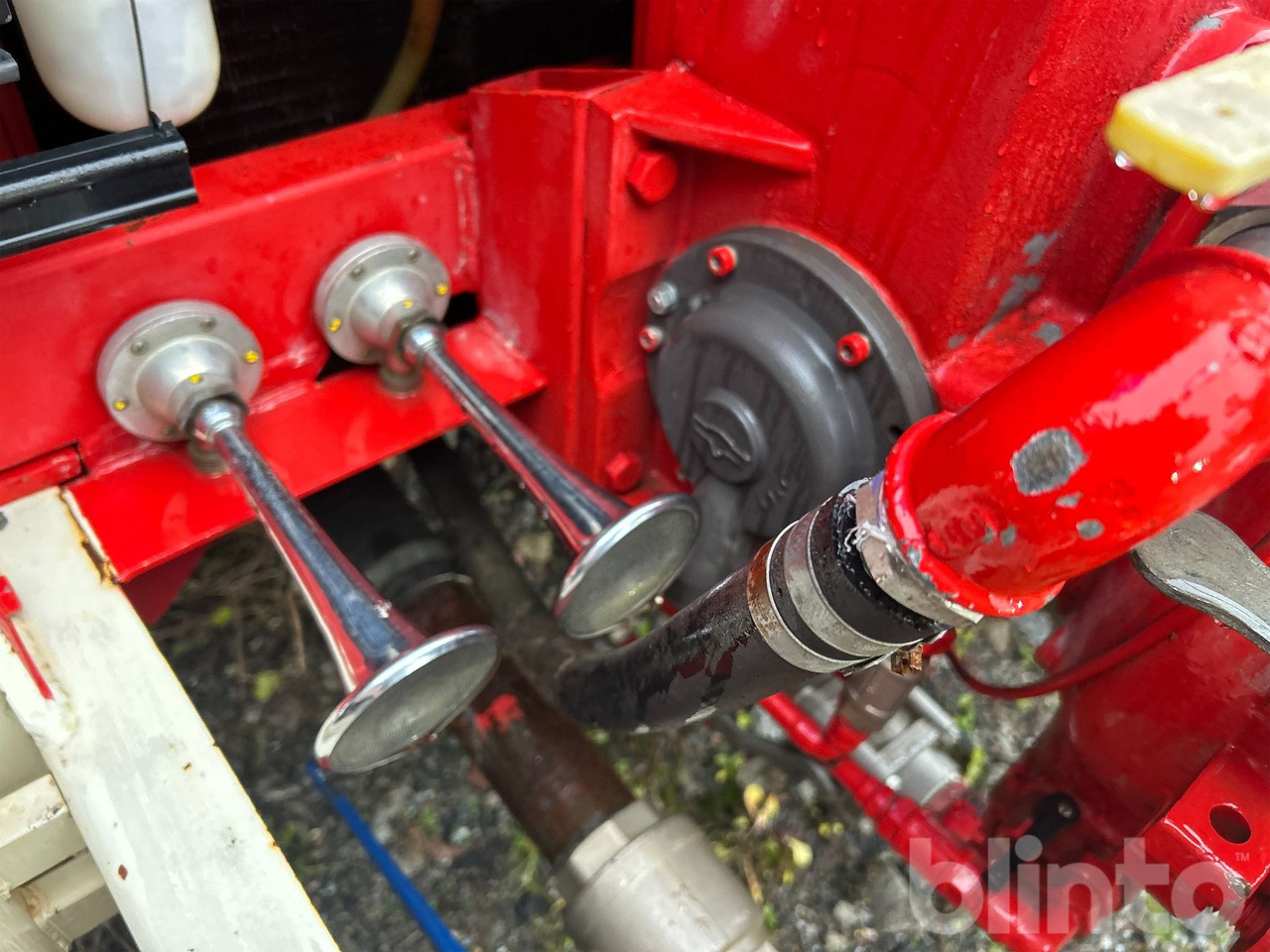 משאית אש Volvo F7 4X2: תמונה 12