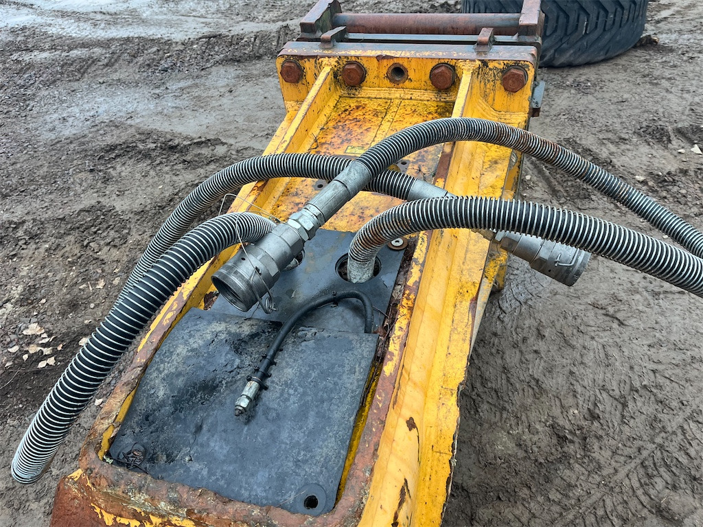 Volvo HB48 - פטיש הידרולי: תמונה 5 Volvo HB48 - פטיש הידרולי: תמונה 5