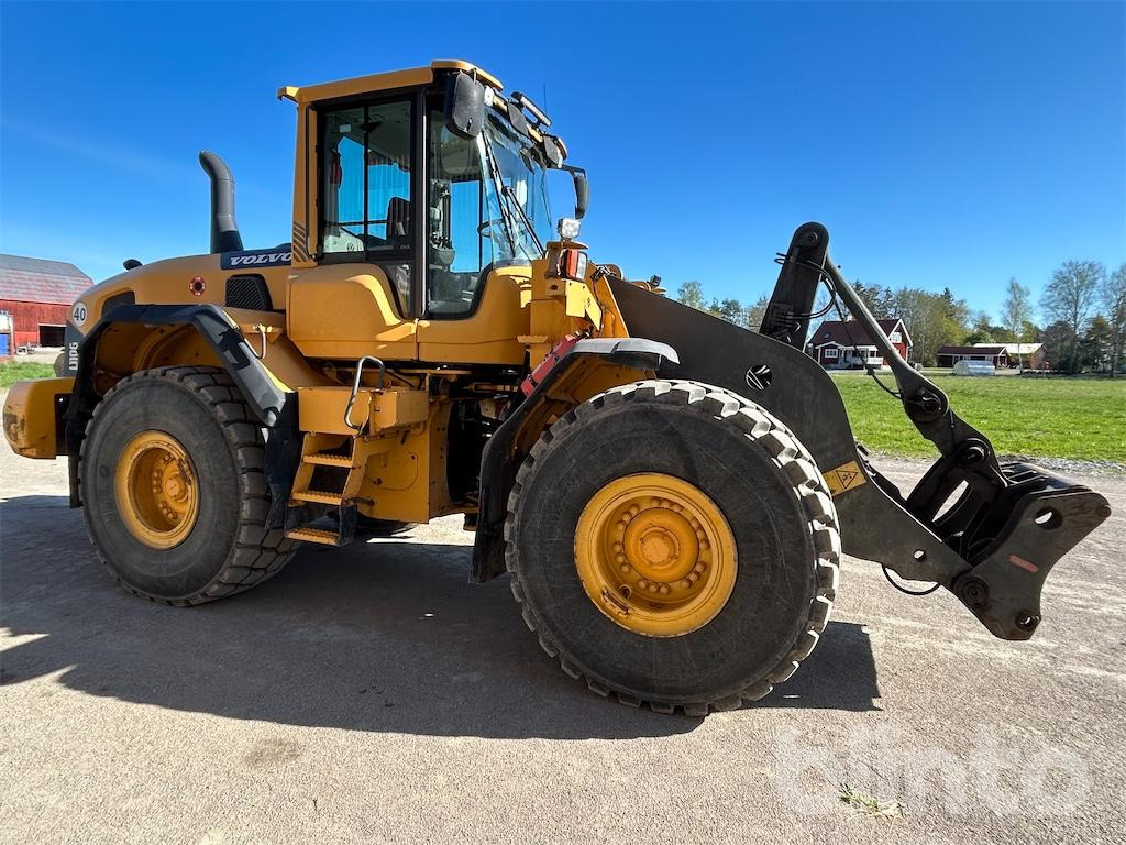 Volvo L110G - מעמיס גלגלים: תמונה 2 Volvo L110G - מעמיס גלגלים: תמונה 2