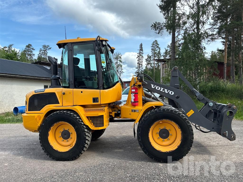 Volvo L35G - מעמיס גלגלים: תמונה 5 Volvo L35G - מעמיס גלגלים: תמונה 5