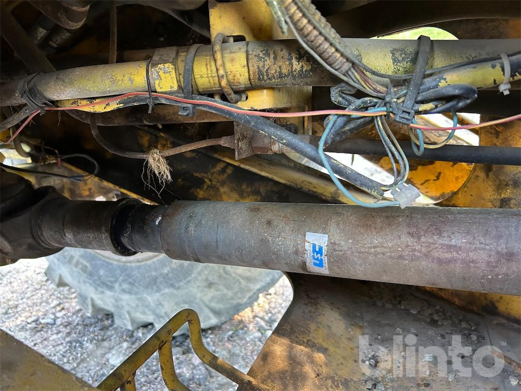 מעמיס גלגלים Volvo LM846: תמונה 32