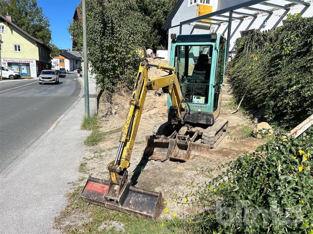 Yanmar SV18 inkl. 3 Löffel (2015) - מיני מחפר: תמונה 1 Yanmar SV18 inkl. 3 Löffel (2015) - מיני מחפר: תמונה 1