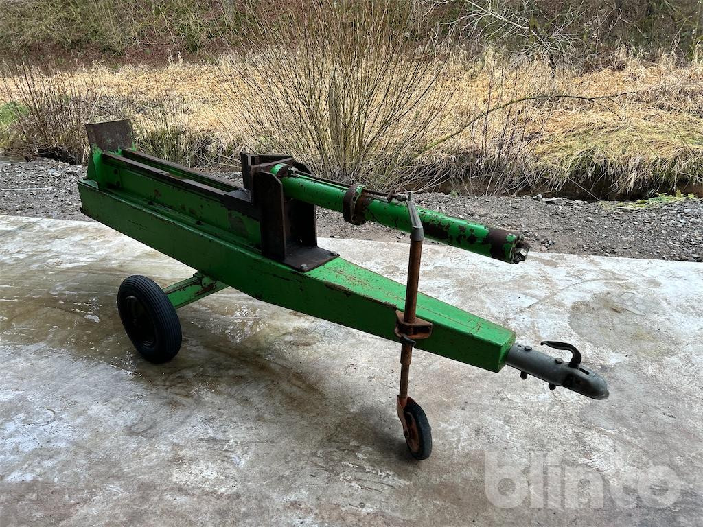 - מבקעת עצים: תמונה 4 - מבקעת עצים: תמונה 4