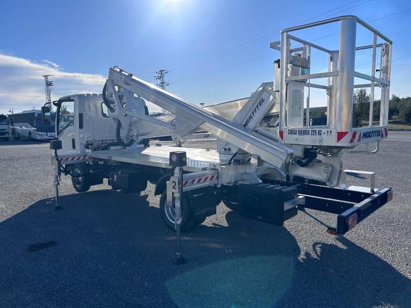Isuzu HX200 - פלטפורמה אווירית מותקנת על משאית: תמונה 1 Isuzu HX200 - פלטפורמה אווירית מותקנת על משאית: תמונה 1