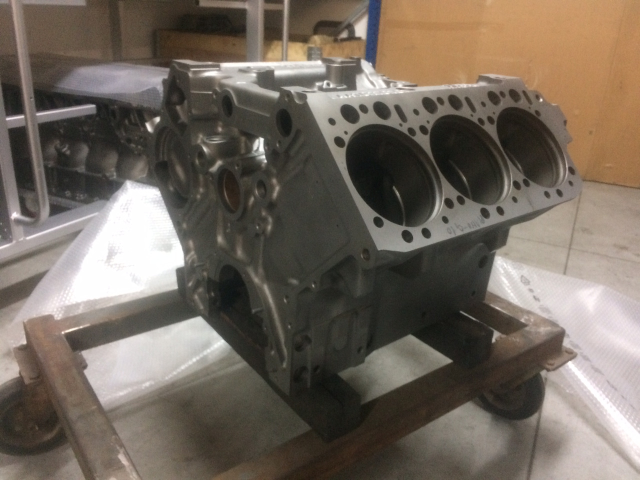 BASAMENTO MERCEDES OM441 - RIF. MERCEDES 4410100208 - בית ארכובה: תמונה 3 BASAMENTO MERCEDES OM441 - RIF. MERCEDES 4410100208 - בית ארכובה: תמונה 3