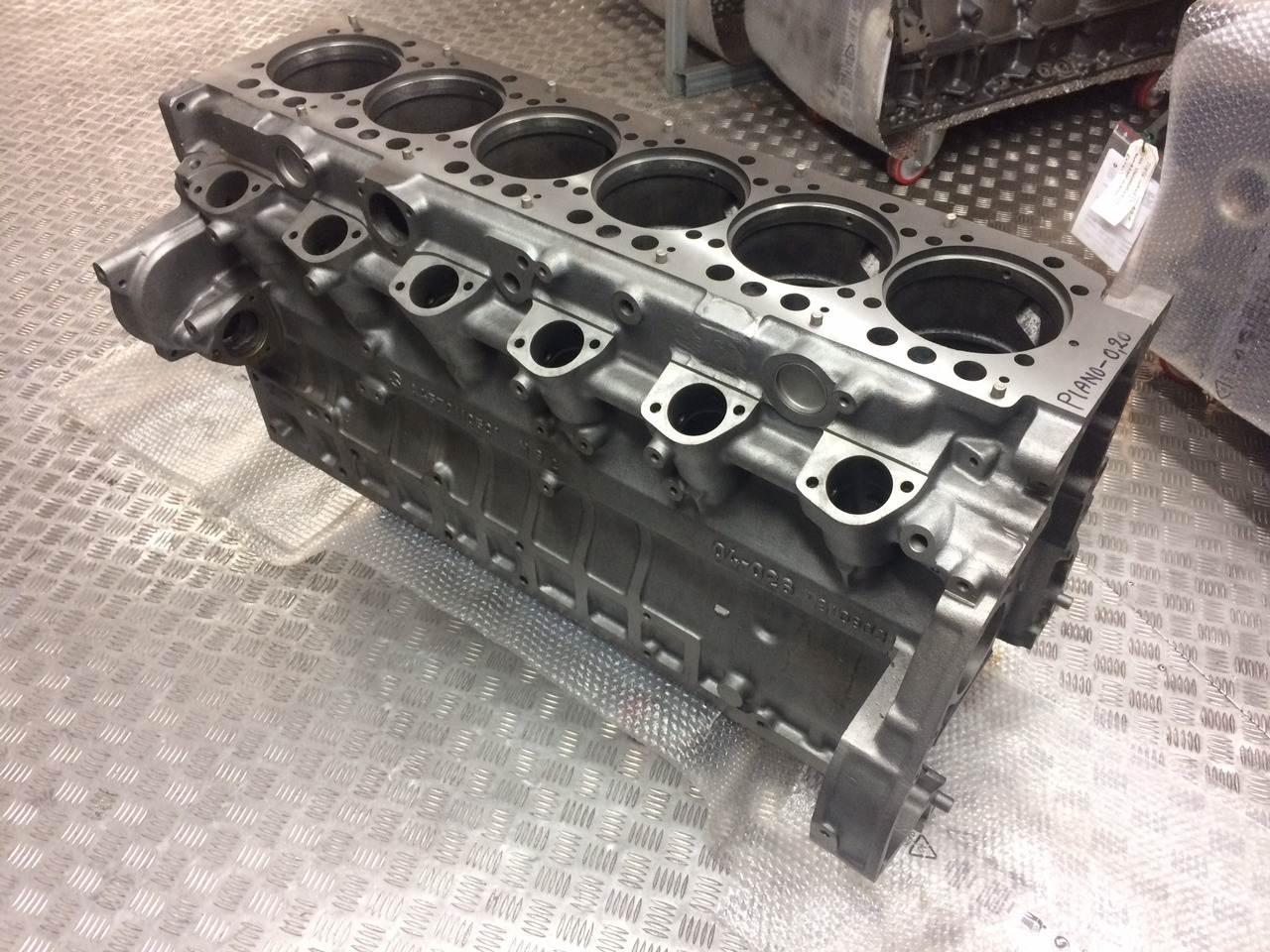 BASAMENTO MERCEDES OM457LA - בית ארכובה: תמונה 1 BASAMENTO MERCEDES OM457LA - בית ארכובה: תמונה 1