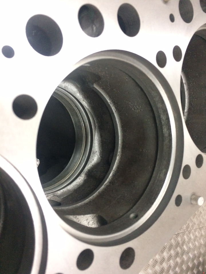 BASAMENTO MERCEDES OM457LA - בית ארכובה: תמונה 2 BASAMENTO MERCEDES OM457LA - בית ארכובה: תמונה 2