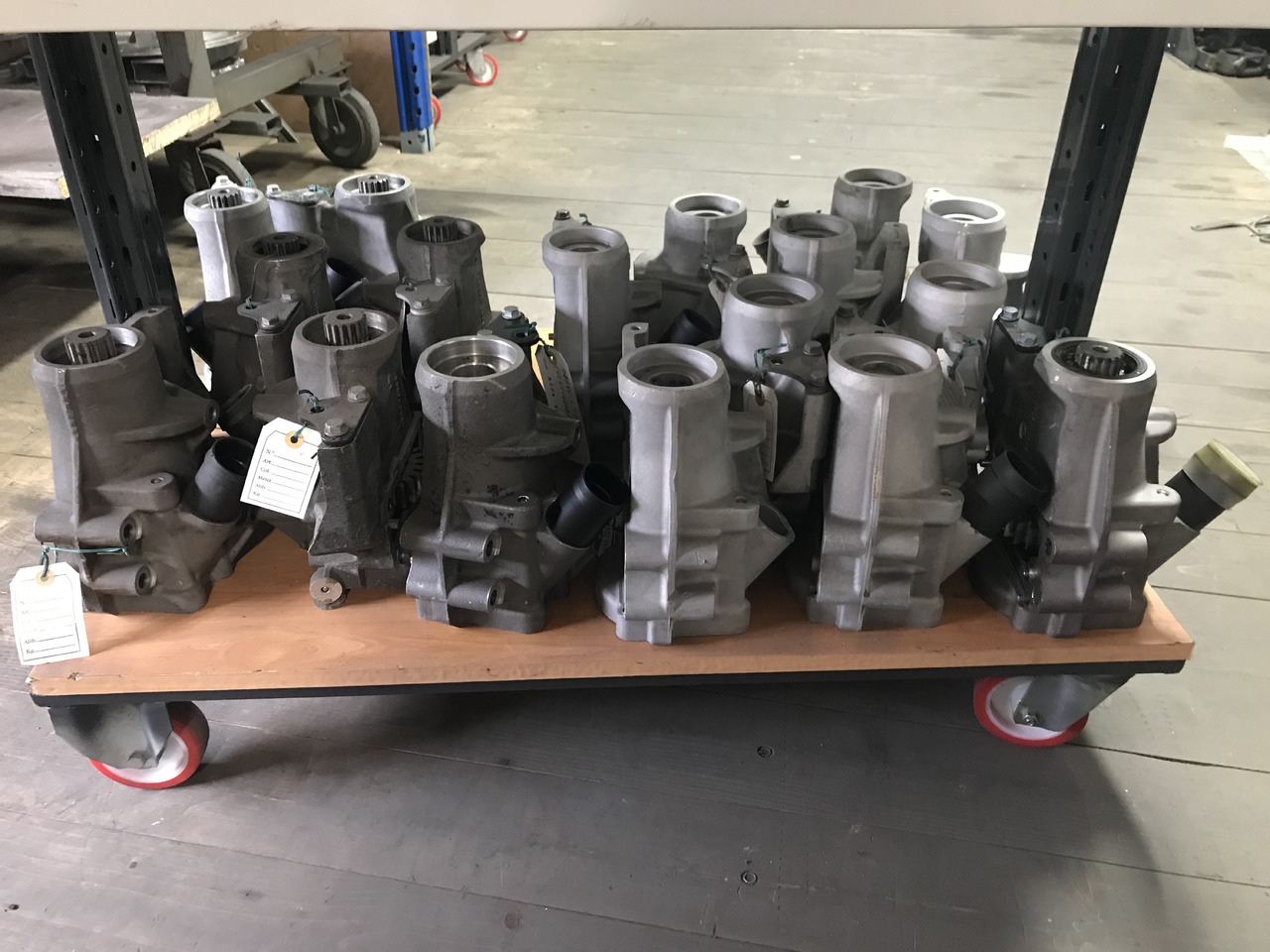 CARCASSA RIDUTTORE ASSEMBLAGGIO POMPA CARBURANTE ALTA PRESSIONE MAN 51385075020 - משאבת דלק עבור משאית: תמונה 1 CARCASSA RIDUTTORE ASSEMBLAGGIO POMPA CARBURANTE ALTA PRESSIONE MAN 51385075020 - משאבת דלק עבור משאית: תמונה 1