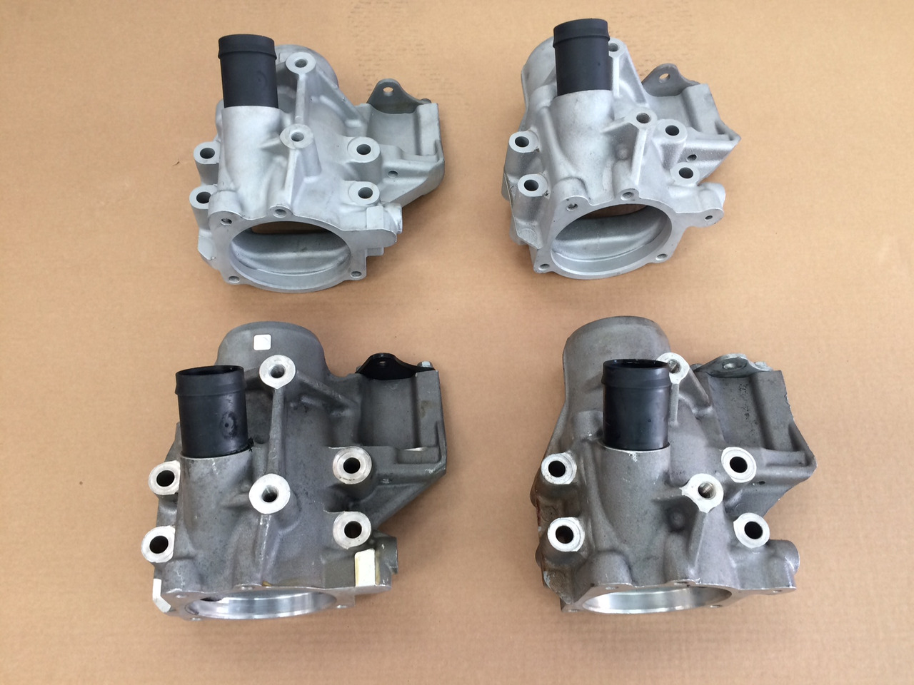 CARCASSA RIDUTTORE PER POMPA CARBURANTE ALTA PRESSIONE - MOTORI MAN D2066 / D2676 - משאבת דלק עבור משאית: תמונה 1 CARCASSA RIDUTTORE PER POMPA CARBURANTE ALTA PRESSIONE - MOTORI MAN D2066 / D2676 - משאבת דלק עבור משאית: תמונה 1