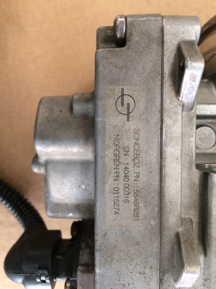 FARFALLA ACCELERAZIONE RIF. MAN 51094137013 / 51094137009 - חיישן עבור משאית: תמונה 5 FARFALLA ACCELERAZIONE RIF. MAN 51094137013 / 51094137009 - חיישן עבור משאית: תמונה 5