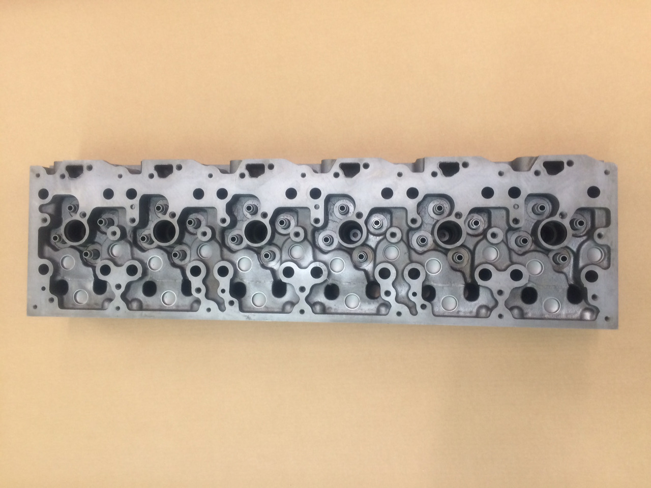 TESTATA CILINDRO - MAN 51031006095 - MOTORE MAN D0836 Common Rail - ראש צילינדר: תמונה 3 TESTATA CILINDRO - MAN 51031006095 - MOTORE MAN D0836 Common Rail - ראש צילינדר: תמונה 3