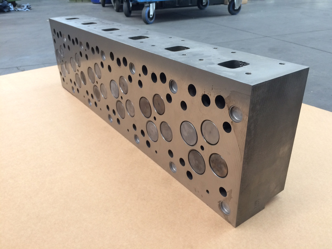 TESTATA CILINDRO MAN 51031006273 - MOTORE MAN D0836 Common Rail - ראש צילינדר: תמונה 5 TESTATA CILINDRO MAN 51031006273 - MOTORE MAN D0836 Common Rail - ראש צילינדר: תמונה 5