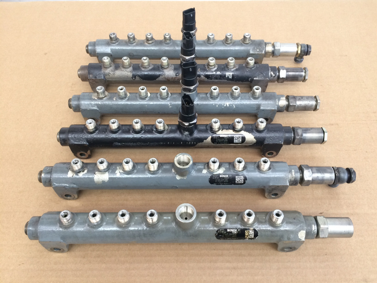 TUBO PRESSIONE COMMON RAIL MAN 51103116039 - מערכת דלק: תמונה 1 TUBO PRESSIONE COMMON RAIL MAN 51103116039 - מערכת דלק: תמונה 1