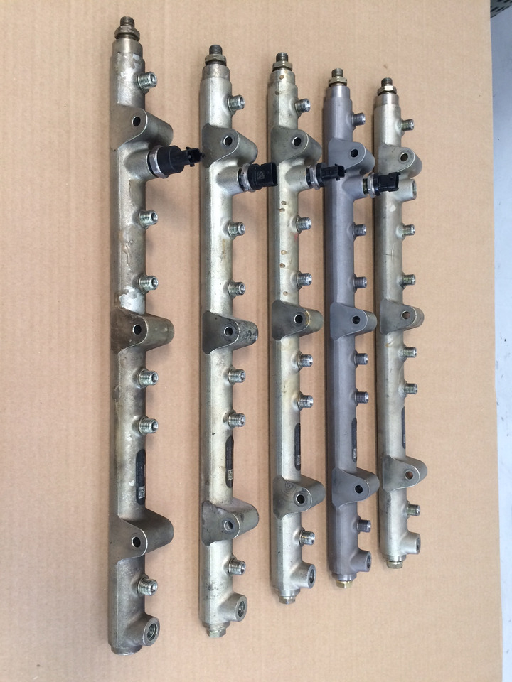 TUBO PRESSIONE COMMON RAIL MAN 51103116054 - מערכת דלק: תמונה 1 TUBO PRESSIONE COMMON RAIL MAN 51103116054 - מערכת דלק: תמונה 1