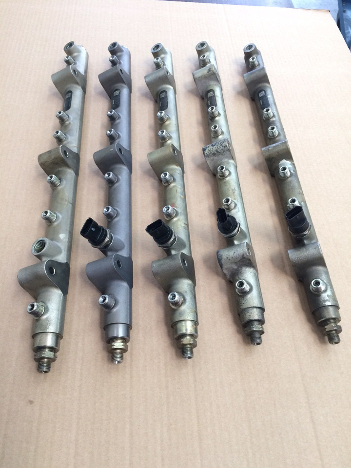 TUBO PRESSIONE COMMON RAIL MAN 51103116054 - מערכת דלק: תמונה 3 TUBO PRESSIONE COMMON RAIL MAN 51103116054 - מערכת דלק: תמונה 3